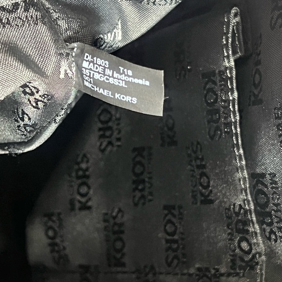 Michael Kors Ciara Large Saffiano Leather satchel - Picture 8 of 8